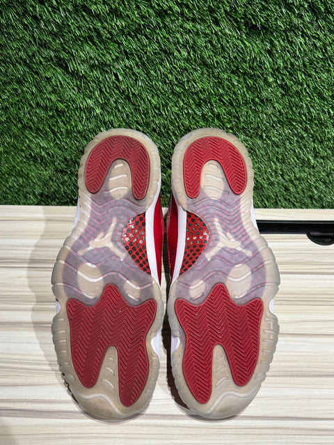 Jordan 11 Retro Cherry (2022) Sz 11M