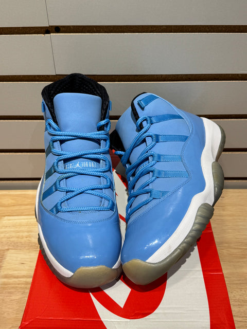 Jordan 11 Retro Pantone Sz 11.5
