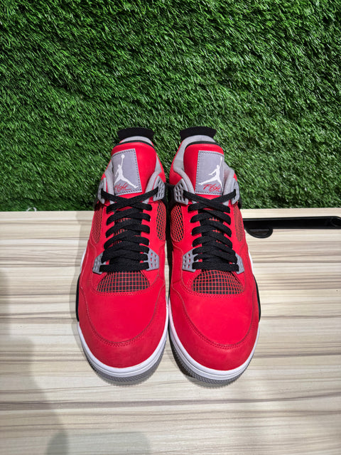 Jordan 4 Retro Toro Bravo Sz 12