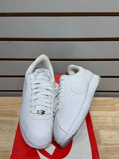 Nike Cortez Basic Leather White White-Wolf Grey-Mtllc Silver Sz 8.5
