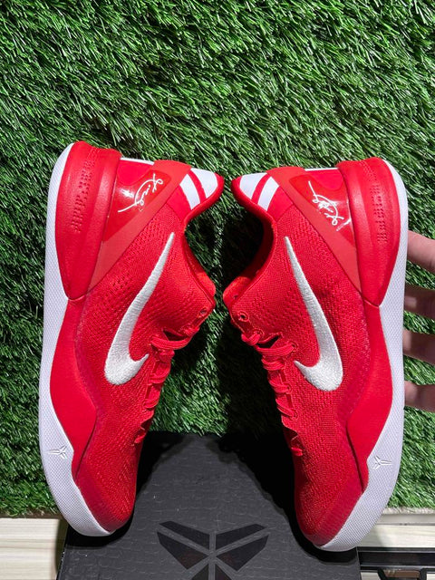 Nike Kobe 8 University Red (GS) Sz 6.5Y