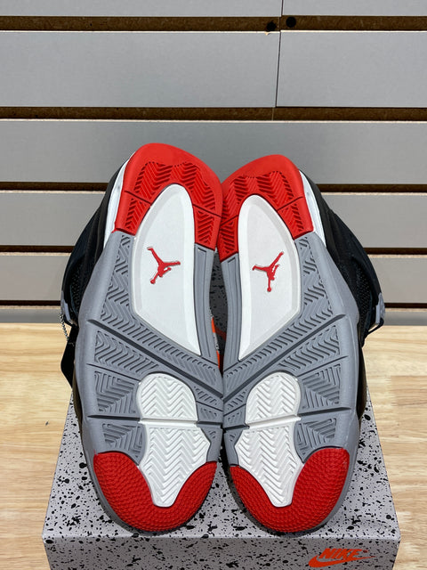 Jordan 4 Retro Bred Reimagined (GS) Sz 7Y