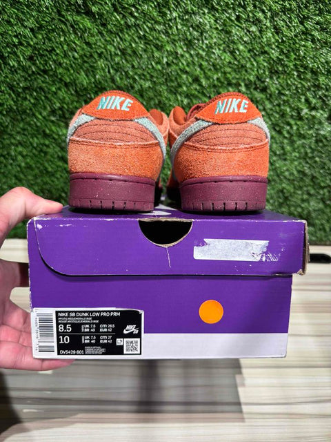 Nike SB Dunk Low Mystic Red Rosewood Sz 8.5M