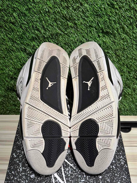 Jordan 4 Retro Military Black Sz 9.5M