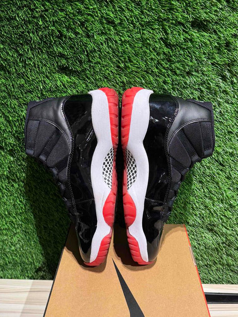 Jordan 11 Retro Playoffs Bred (2019) Sz 9M