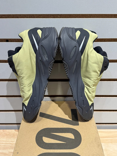 adidas Yeezy Boost 700 MNVN Resin Sz 13