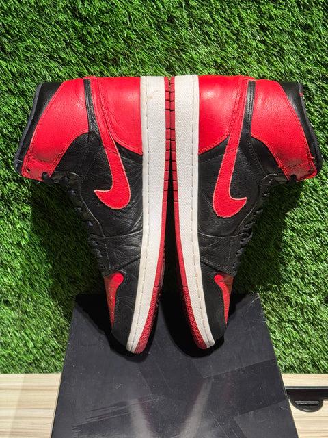 Jordan 1 Retro Banned (B-Grade) (2011) Sz 11M.