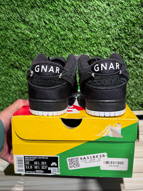 Nike SB Dunk Low Gnarhunters Sz 10