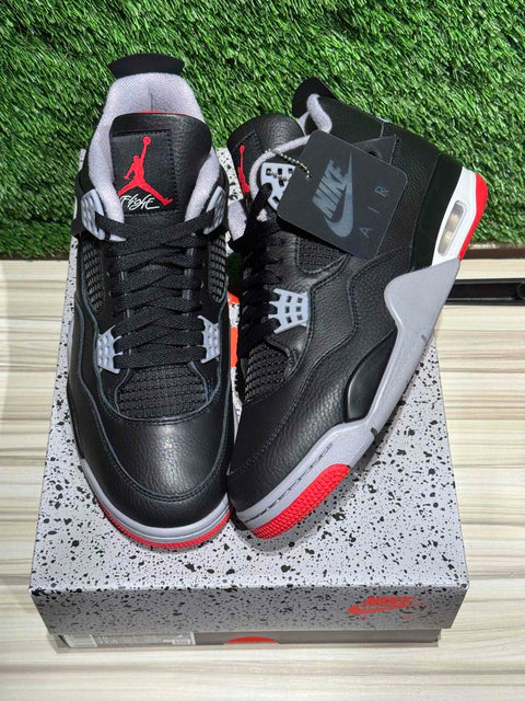 Jordan 4 Retro Bred Reimagined Sz 10M
