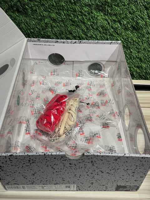 Jordan 5 Retro Off-White Sail Sz 9M