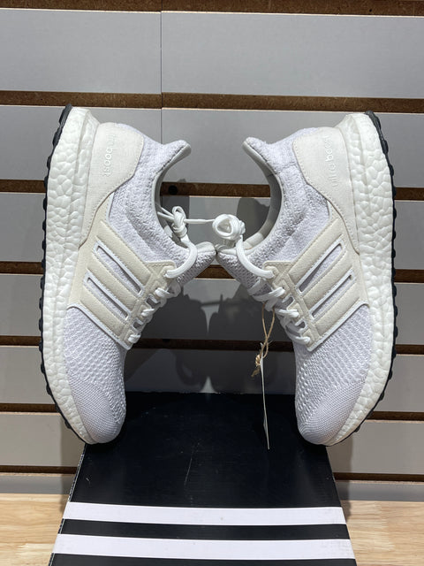 adidas Ultra Boost 5.0 DNA Triple White Sz 7.5