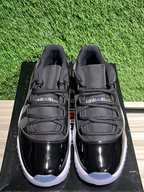 Jordan 11 Retro Low Space Jam Sz 12M