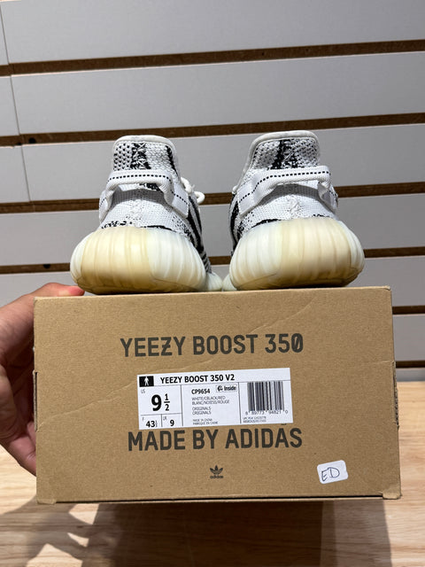 adidas Yeezy Boost 350 V2 Zebra Sz 9.5