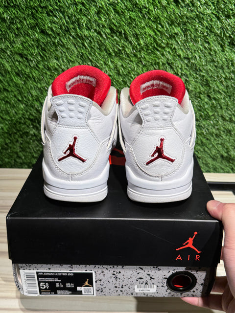 Jordan 4 Retro Metallic Red (GS) Sz 5.5Y