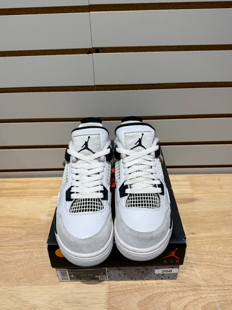 Jordan 4 Retro Military Black (GS) Sz 4M