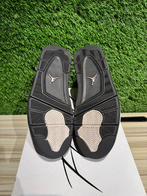 Jordan 4 Retro White Thunder Sz 9.5M