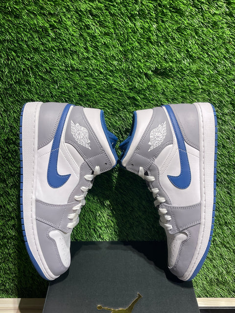 Jordan 1 Mid True Blue Sz 10