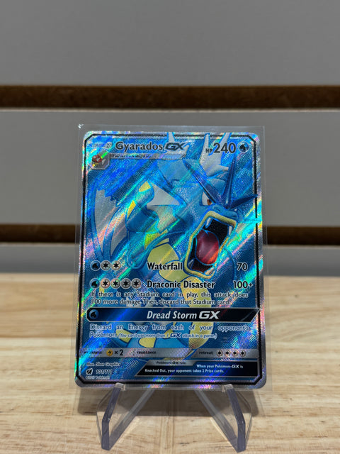 Pokémon Gyarados GX (Full Art) - SM - Crimson Invasion (SM04)