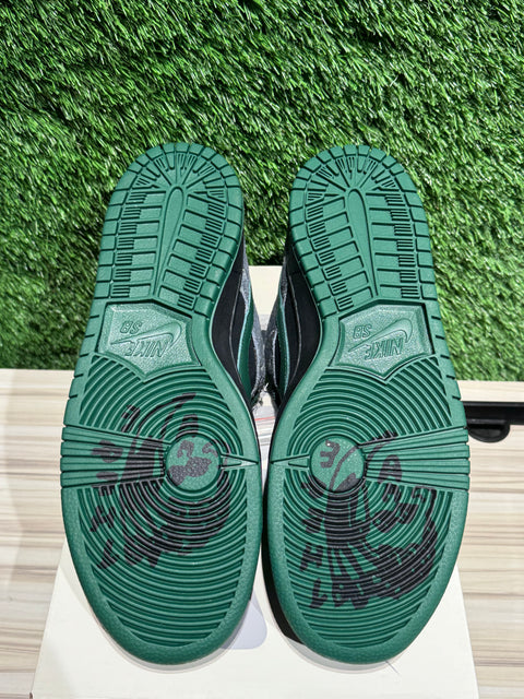 Nike SB Dunk Low There Skateboards Sz 10M