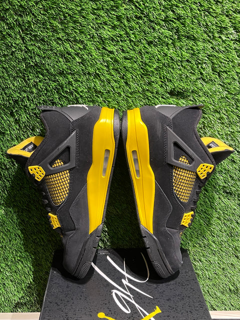 Jordan 4 Retro Thunder (2023) Sz 11.5M