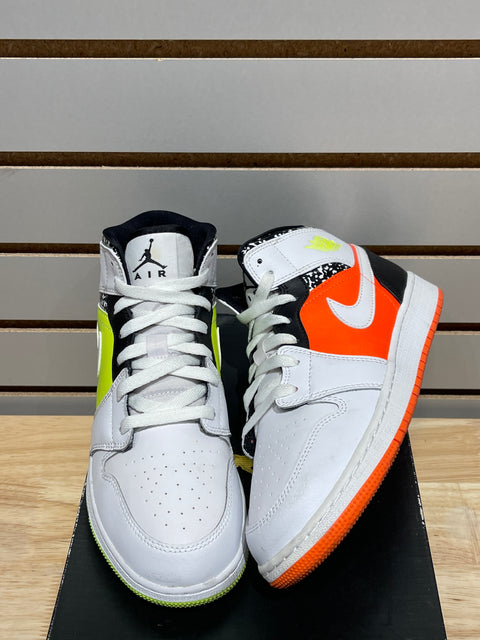 Jordan 1 Mid Composition Notebook (GS) Sz 6Y