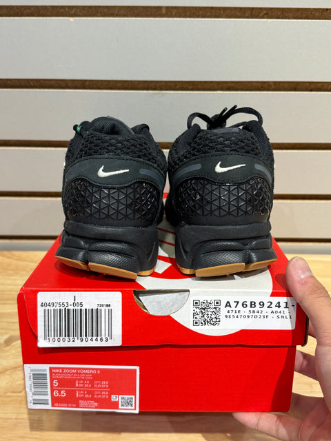 Nike Zoom Vomero 5 Black Gum Sz 5M