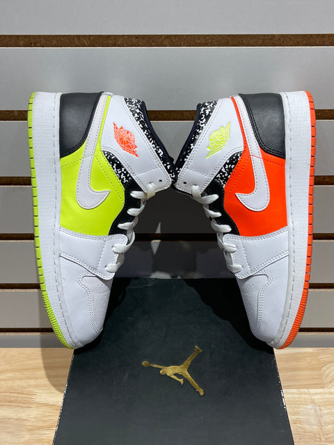Jordan 1 Mid Composition Notebook (GS) Sz 6Y