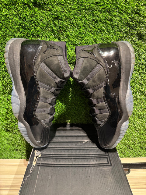 Jordan 11 Retro Cap and Gown Sz 10M
