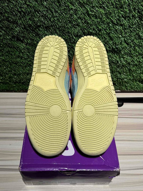 Nike SB Dunk Low Orange Emerald Rise Sz 13M