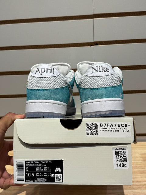 Nike SB Dunk Low April Skateboards Sz 9M
