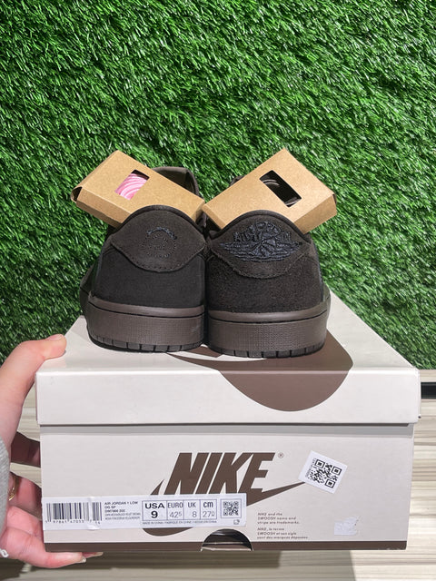 Jordan 1 Retro Low OG SP Travis Scott Velvet Brown Sz 9