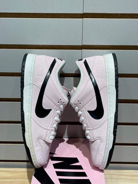 Nike SB Dunk Low Pink Box Sz 9