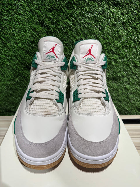 Jordan 4 Retro SB Pine Green Sz 14M