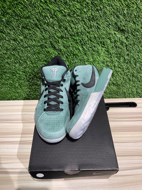Nike Kobe 4 Protro Girl Dad Sz 8.5