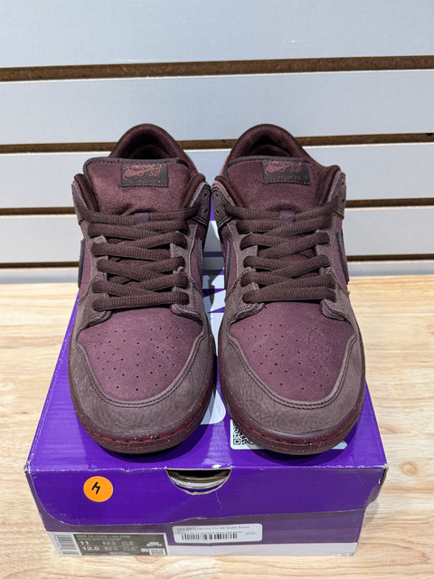 Nike SB Dunk Low City of Love Burgundy Crush Sz 11