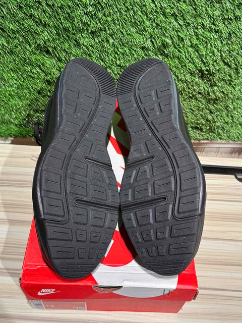 Nike Air Max AP Triple Black Sz 15M