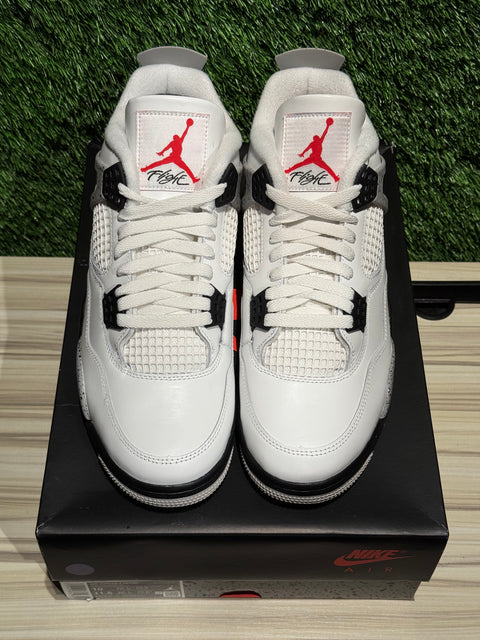 Jordan 4 Retro White Cement (2025) Sz 10M.,.