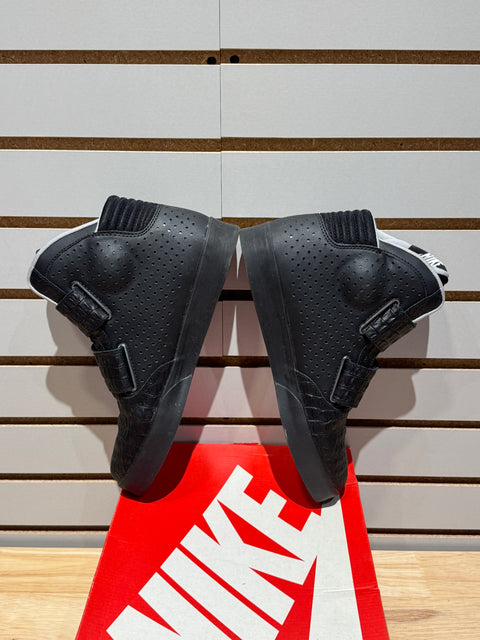 Nike Flystepper 2K3 Premium Black Metallic Silver Sz 9.5