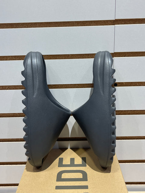 adidas Yeezy Slide Onyx Sz 8