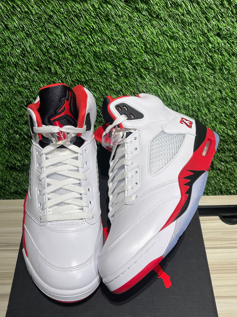 Jordan 5 Retro Fire Red Black Tongue (2025)