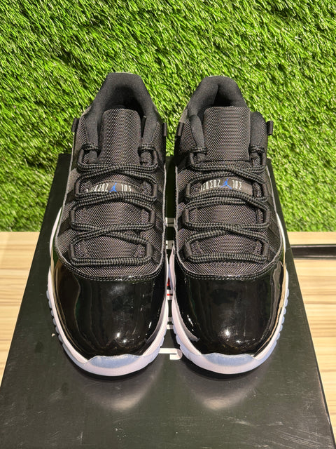 Jordan 11 Retro Low Space Jam Sz 10M