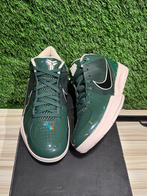 Nike Kobe 4 Protro Undefeated Milwaukee Bucks Sz 8.5