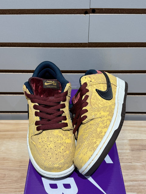 Nike SB Dunk Low City of Cinema Sz 7