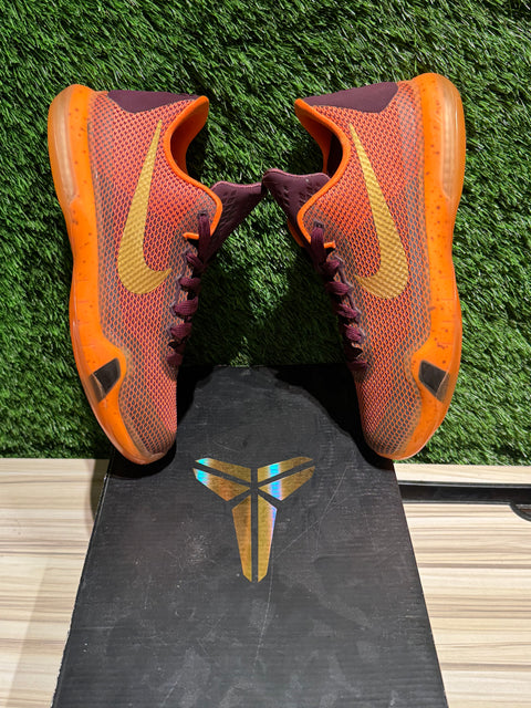 Silk Nike Kobe 10 Sz 5.5Y