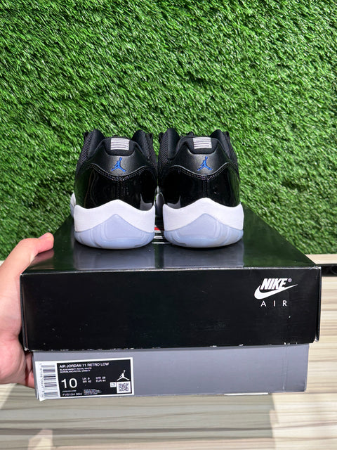 Jordan 11 Retro Low Space Jam Sz 10M