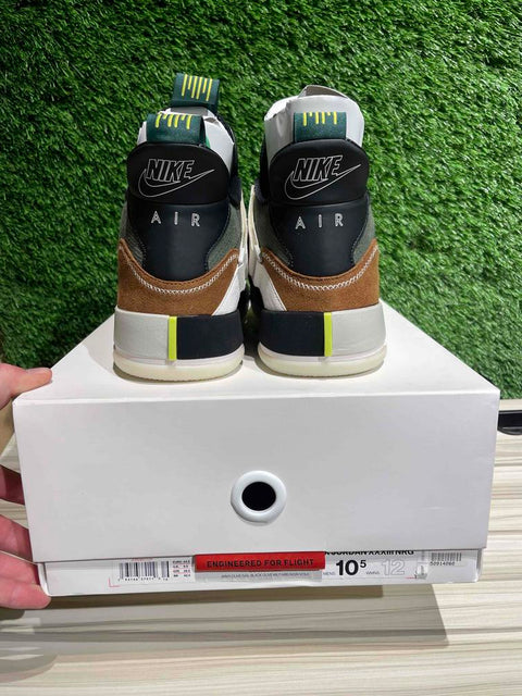 Jordan XXXIII Travis Scott Sz 10.5