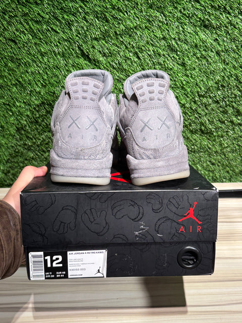 Jordan 4 Retro Kaws Sz 12M