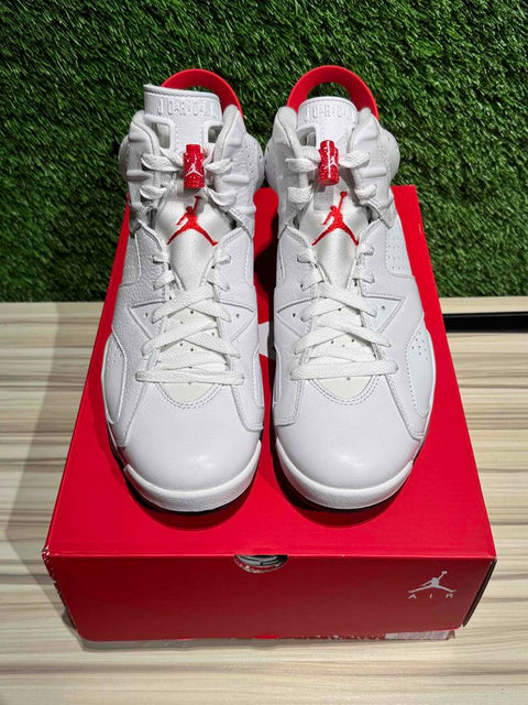 Jordan 6 Retro Red Oreo Sz 8.5