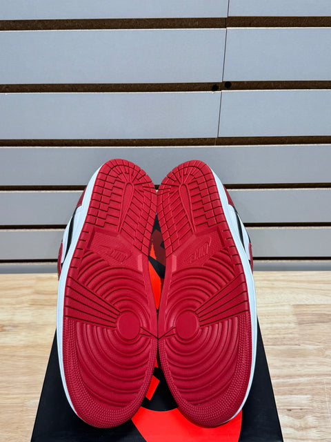 Jordan 1 Retro Low OG Chicago (2025) Sz 11
