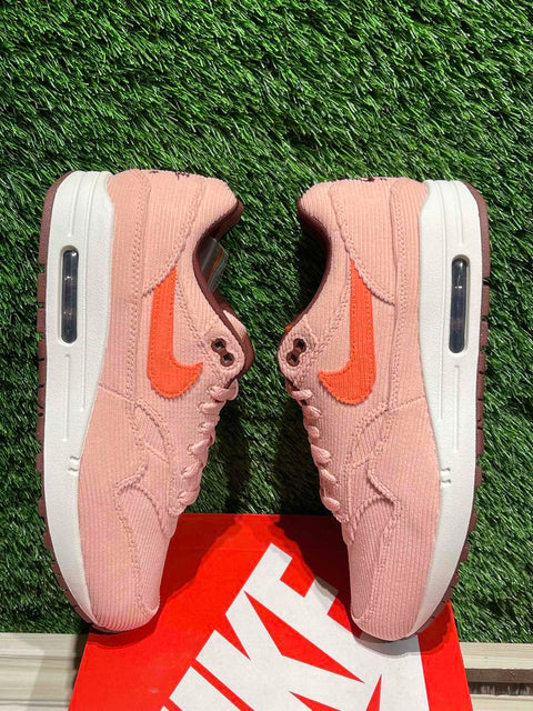 Nike Air Max 1 PRM Corduroy Coral Stardust Sz 8.5M
